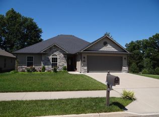 407 Grapevine Ct, Columbia, MO 65203