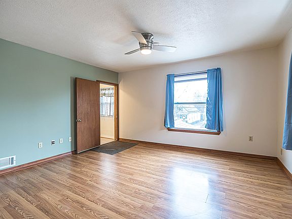 2nd image of 315 Parade St