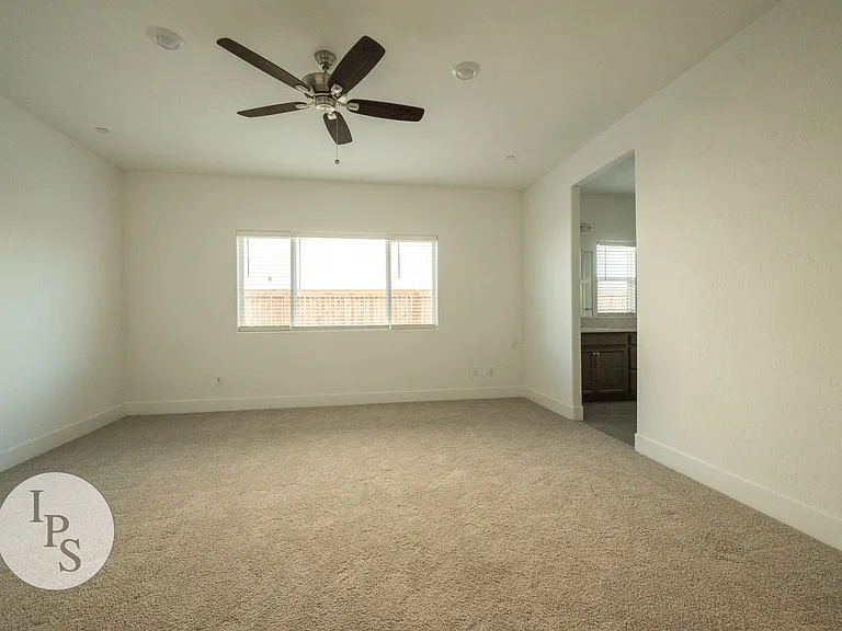 2139 N Osmun Ave — Photo 17