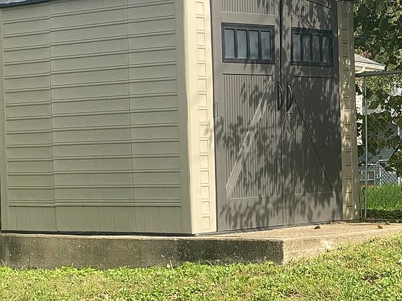 3rd image of 1209 S Ranson Pl