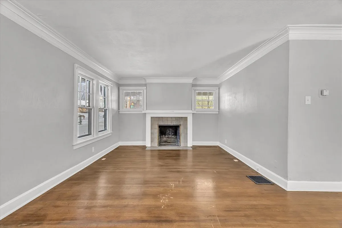 3 bed, 1135 sqft, $1,650 — Photo 3