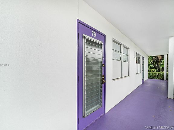 5th image of 79 Newport E #79