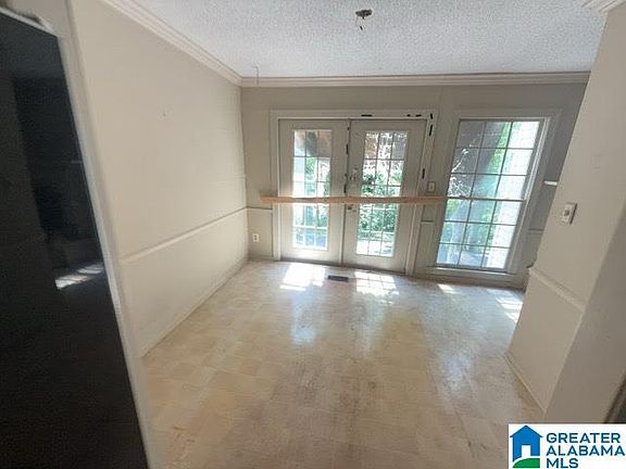 3rd image of 4411 Little River Rd