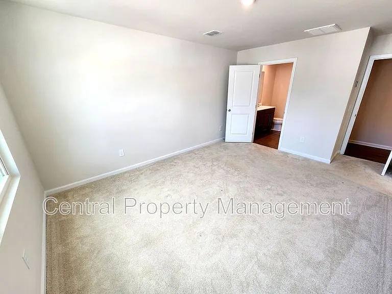 165 Sarnesfield Way — Photo 24