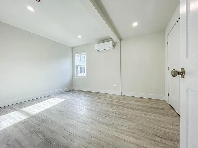 265 Cottage Rd #6 — Photo 22