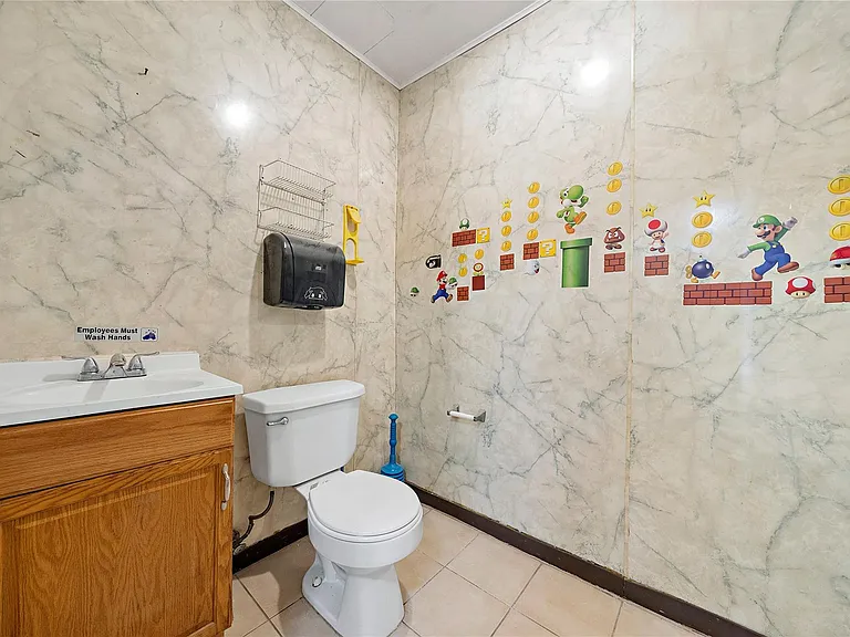 5639 Overdale St — Photo 12