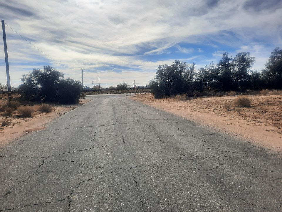 2nd image of 81st St