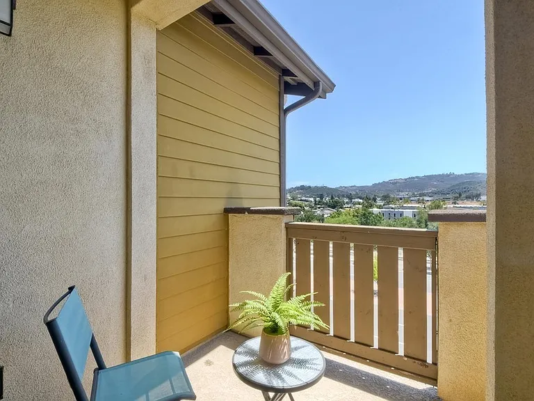 327 Mission Villas Rd — Photo 4