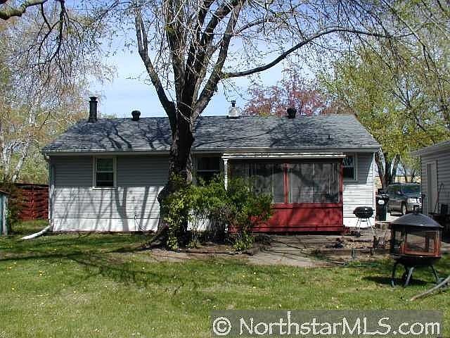 2nd image of 144 Longfellow St NE