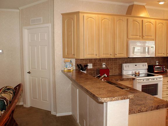 4th image of 137 Monterey Cypress Blvd