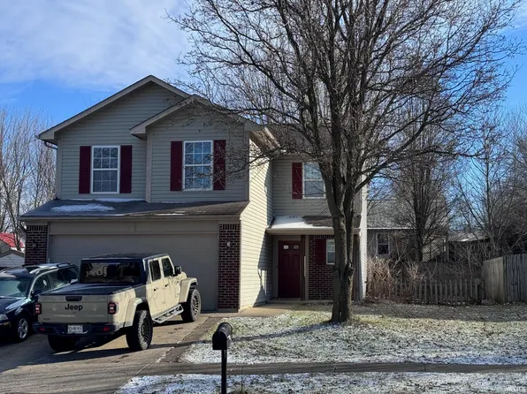 527 S Cobblestone Ct, Bloomington, IN 47403