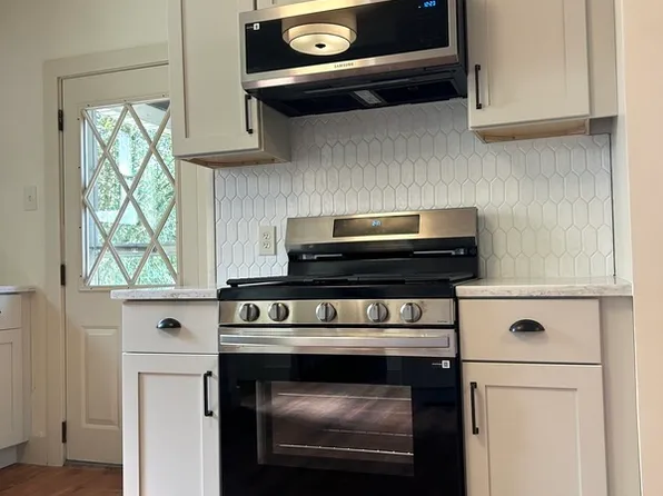 114 Augusta St, Pittsburgh, PA 15211