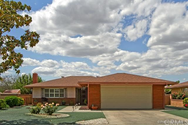 1st image of 987 Malaga Pl