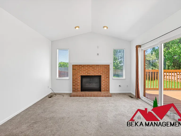 1100 Wildwood Ln — Photo 13