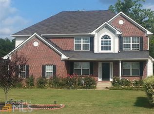 67 Maple Creek Dr, Newnan, GA 30263