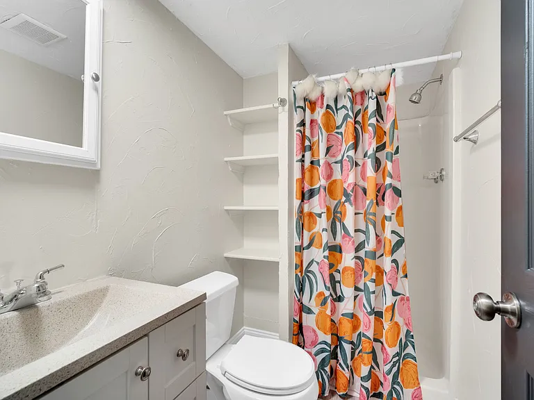 5425 County Road 319 — Photo 11