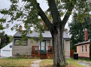 54 E Fairmount Ave, Pontiac, MI 48340