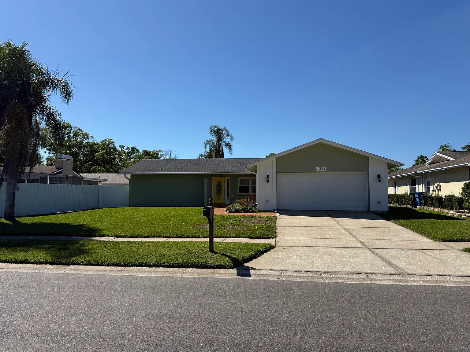 4213 Summerdale Dr — Photo 2