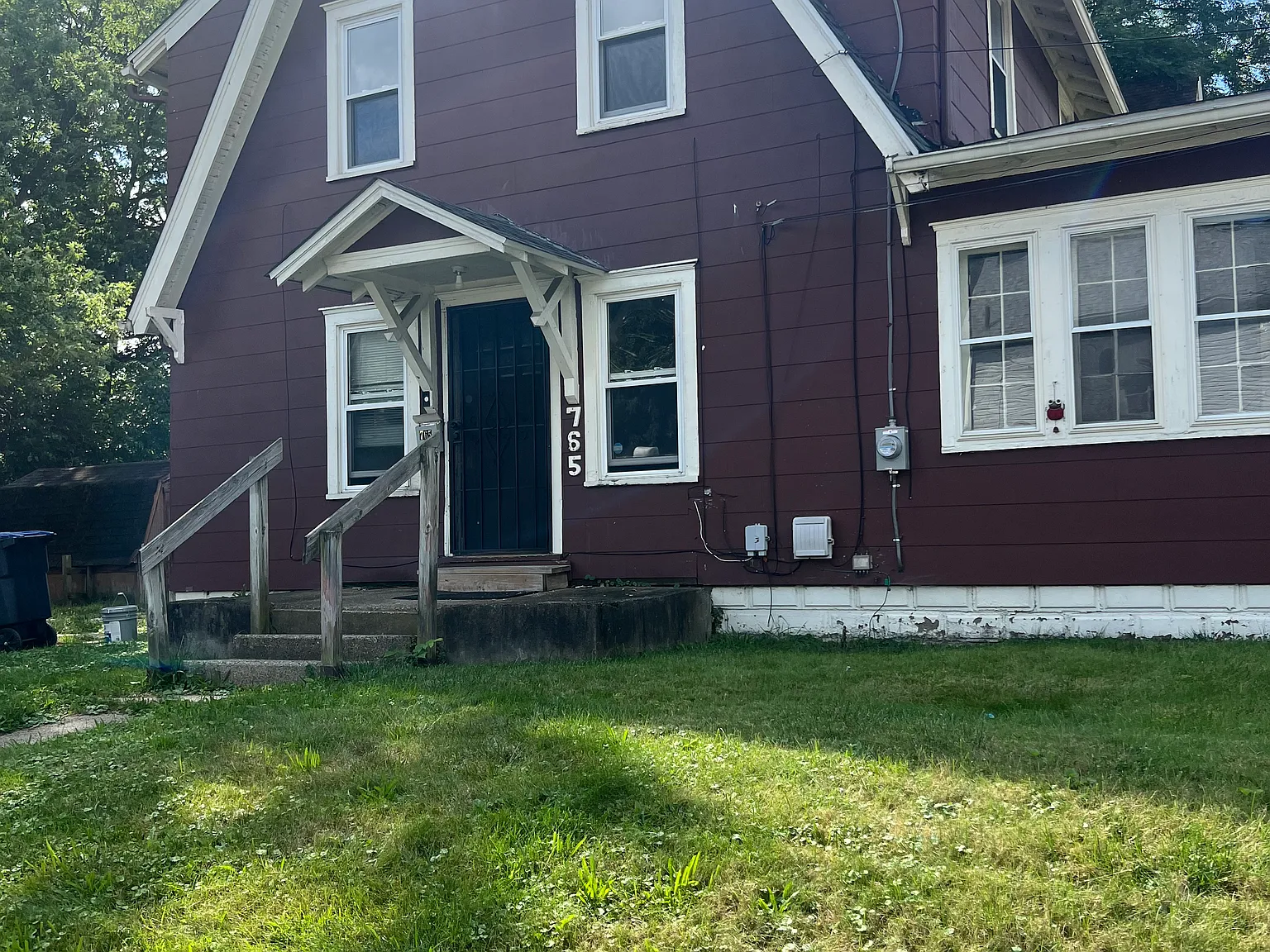 3 bed, 1360 sqft, $1,300 — Photo 2
