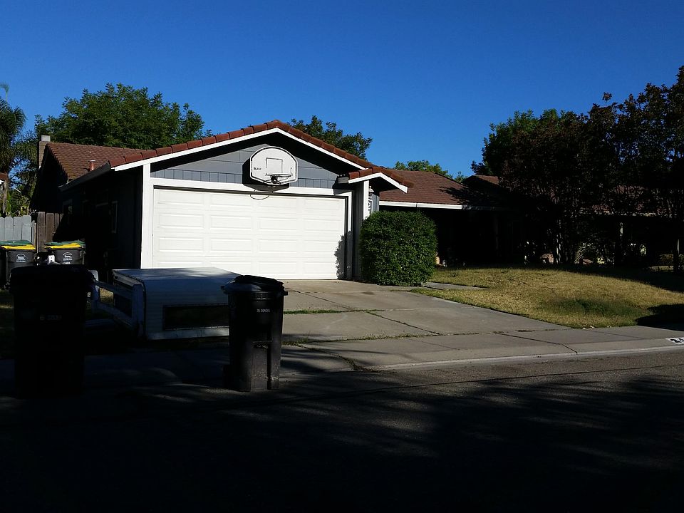 2nd image of 2446 Golden Bear Cir