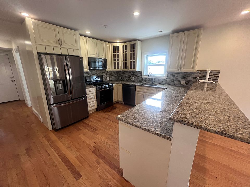 1st image of 12 Mallard Ave Floor 3