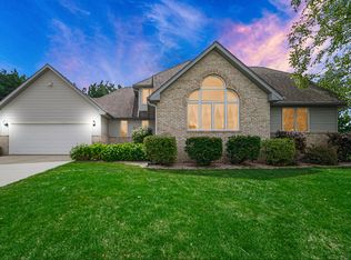 777 Walter Dr, Hebron, IN 46341