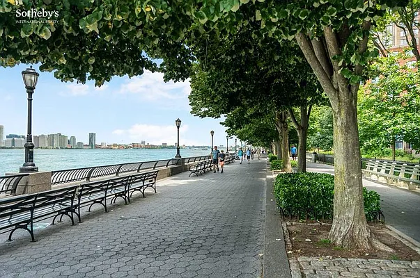 Rented by Sotheby's International Realty | media 15