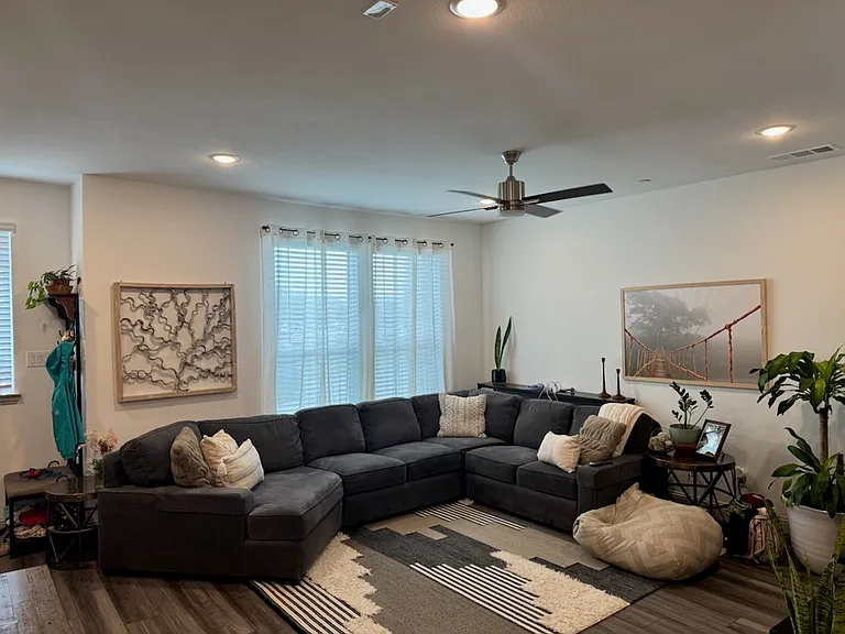 4429 Union St — Photo 2