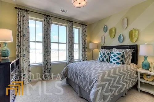 136 Blakemore Dr SE — Photo 18
