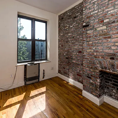 Rented by Nooklyn NYC LLC | media 10