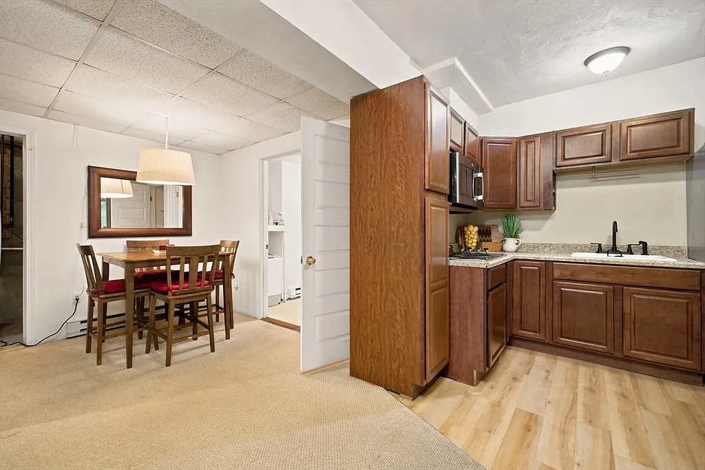 1 bed, 1.0 bath, 730 sqft, $1,975 — Photo 4