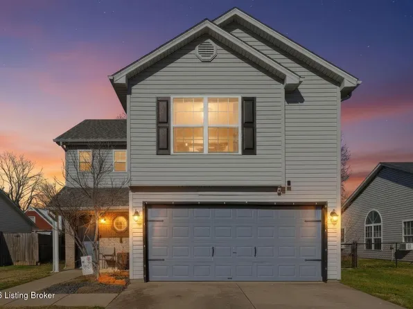 5217 Sand Lake Dr, Louisville, KY 40272