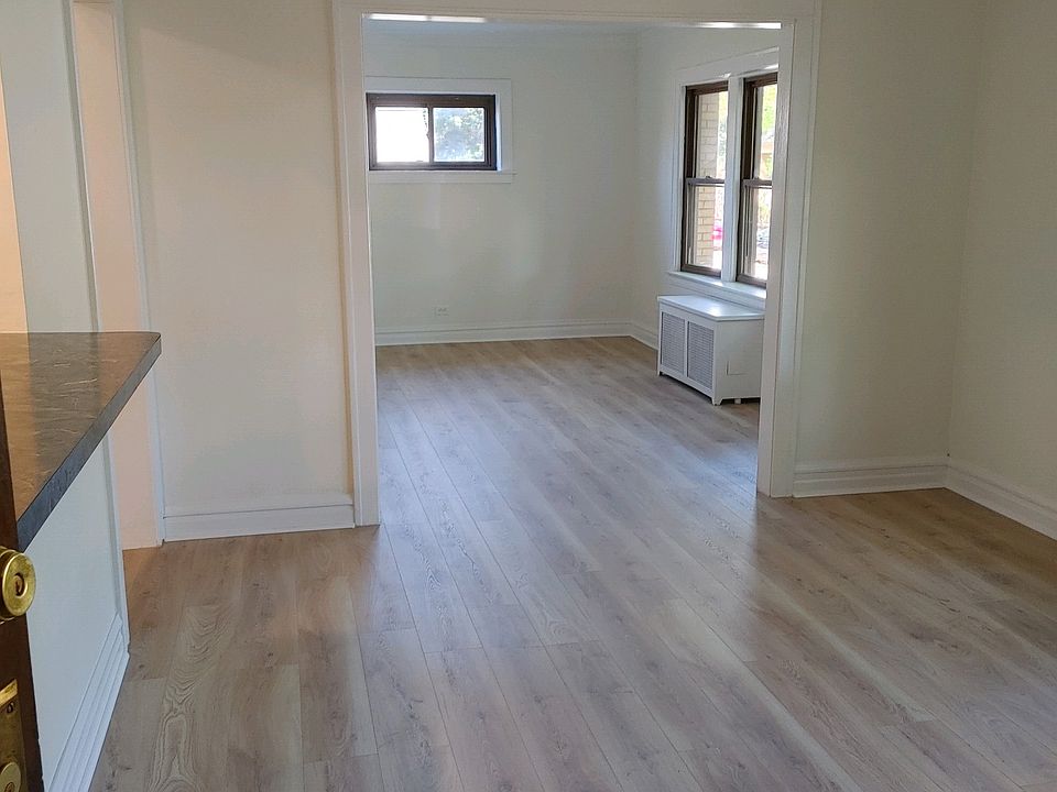 1st image of 4208 N Linder Ave #1N