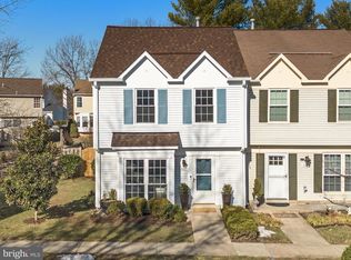 896 Smartts Ln NE, Leesburg, VA 20176