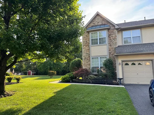 31 Roosevelt Blvd, Berlin, NJ 08009