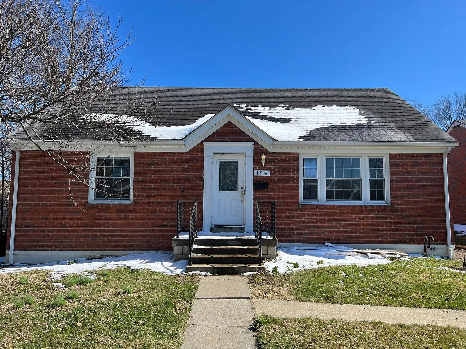 4 bed, 1400 sqft, $2,150 — Photo 1