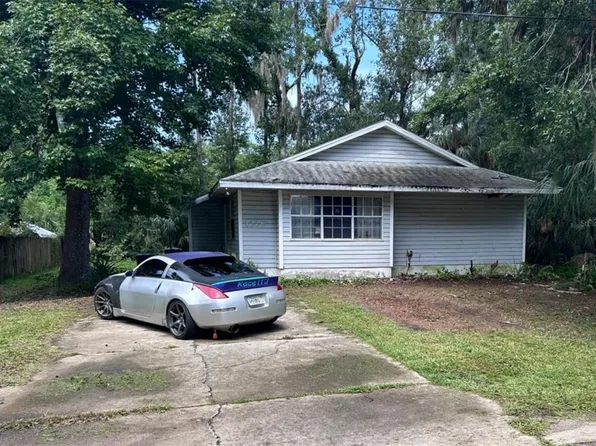 1226 NE 7th Ave, Crystal River, FL 34428