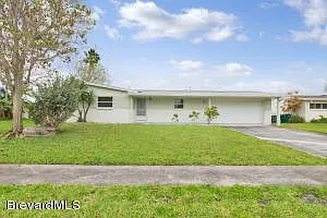 205 Trinidad Dr — Photo 1