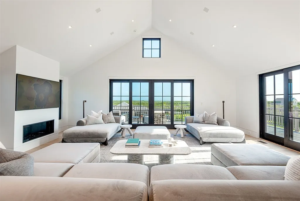 13 bed, 19.0 bath, 11351 sqft, $100,000 — Photo 3