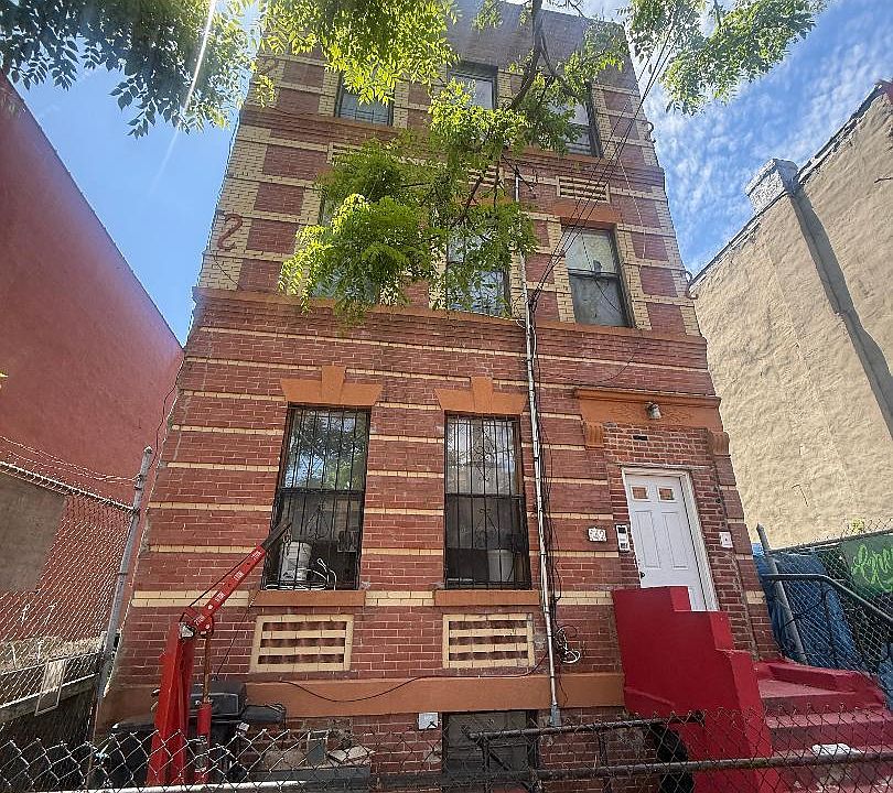 1st image of 442 Linwood Street