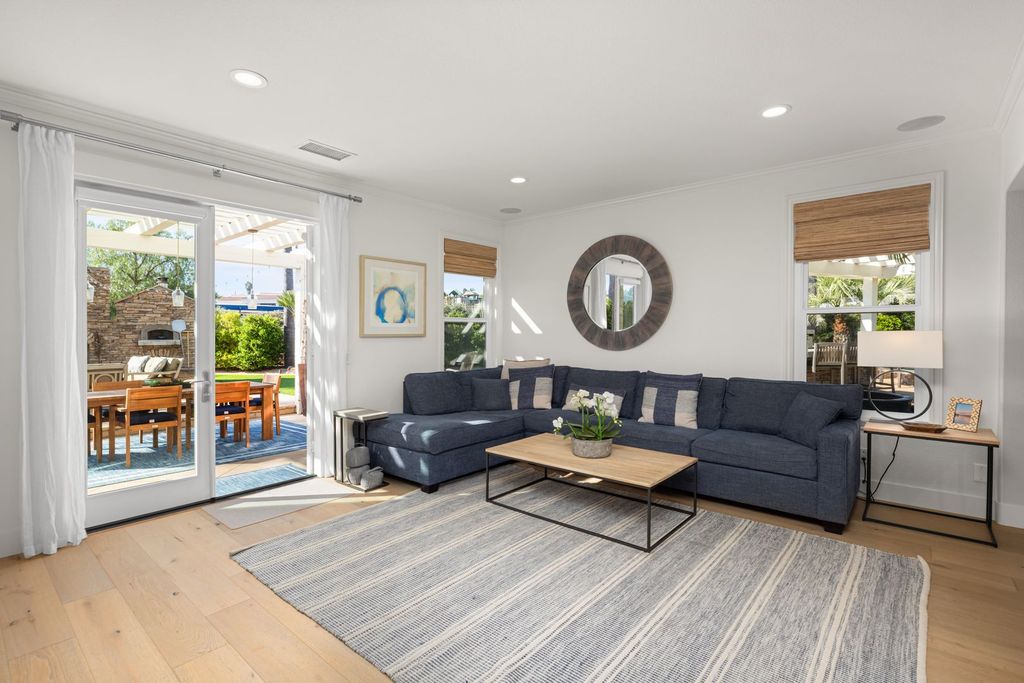 2215 Paseo Saucedal 5
