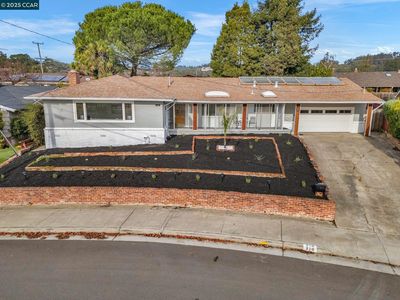 210 Sequoyah View Dr, Oakland, CA, 94605