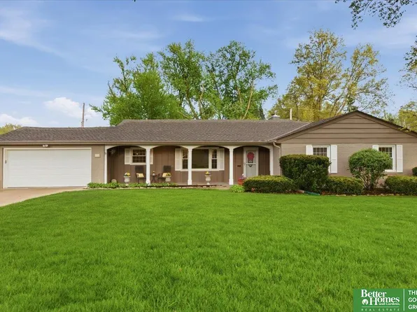 707 Parkwood Ln, Omaha, NE 68132