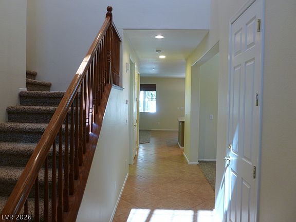 4th image of 5717 Leonidas St