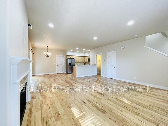 5th image of 431 SW 204th Ter