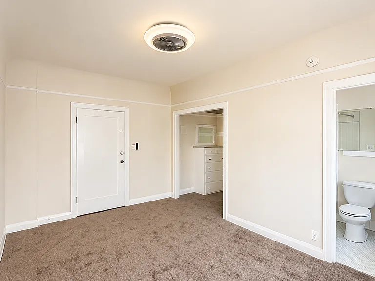 832 N Edinburgh Ave #8 — Photo 8
