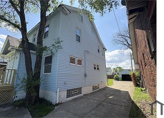 12816 Thornhurst Ave — Photo 21