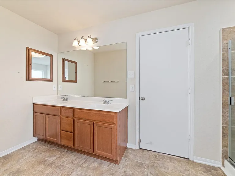 3307 Upland Spring Trce — Photo 12