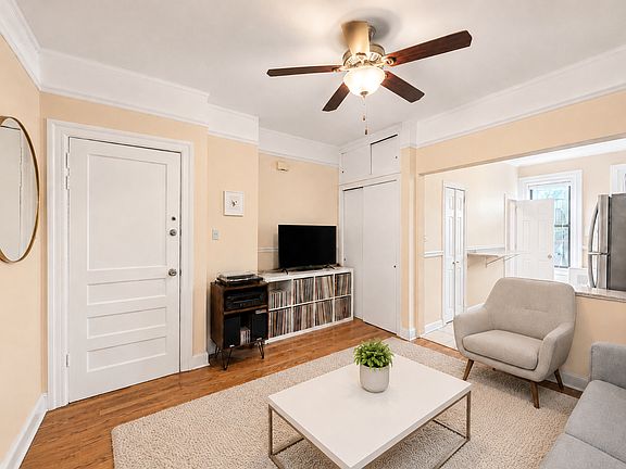 2nd image of 1865 Madison St APT 3R