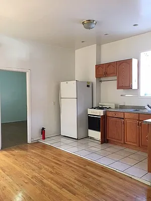 Rented by Brooklyn Real Inc | media 7